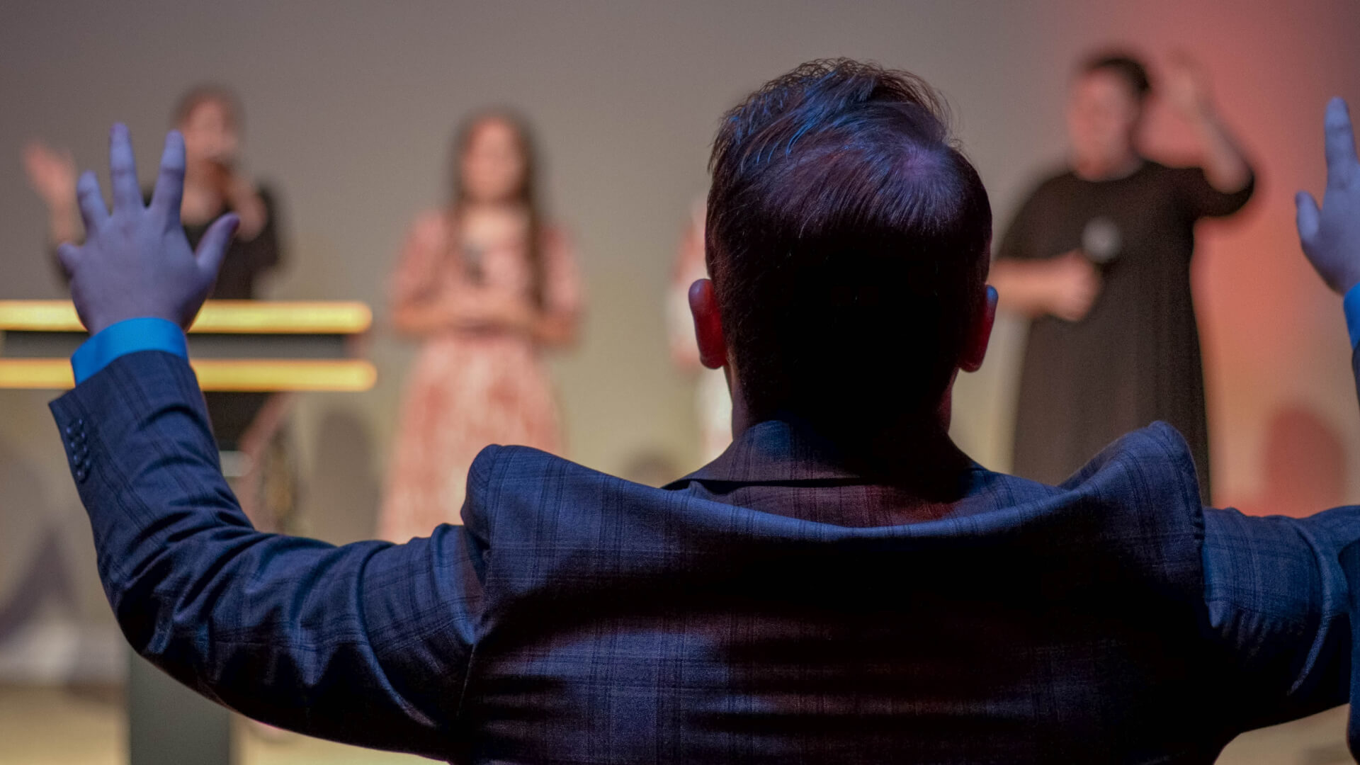 Good Leaders Are Easy to Follow